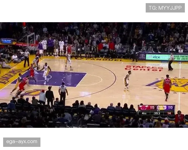 洛瑞挡拆造转换投篮效率提升明显，成猛龙关键组织者